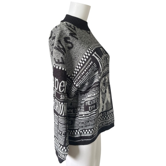 Vintage Newspaper Print Pullover Sweater Crew Neck Metallic Lurex Black White - Picture 4 of 8